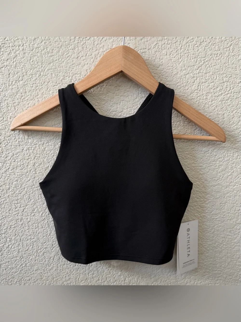 Athleta XS Conscious Crop A-C Tank Sports Bra Black +pads/shelf Yoga  MSRP $59